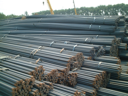 Warmgewalste van de het Koolstofstaalpijp van HRB335 HRB500 Rebar van het de Montage Misvormde Staal